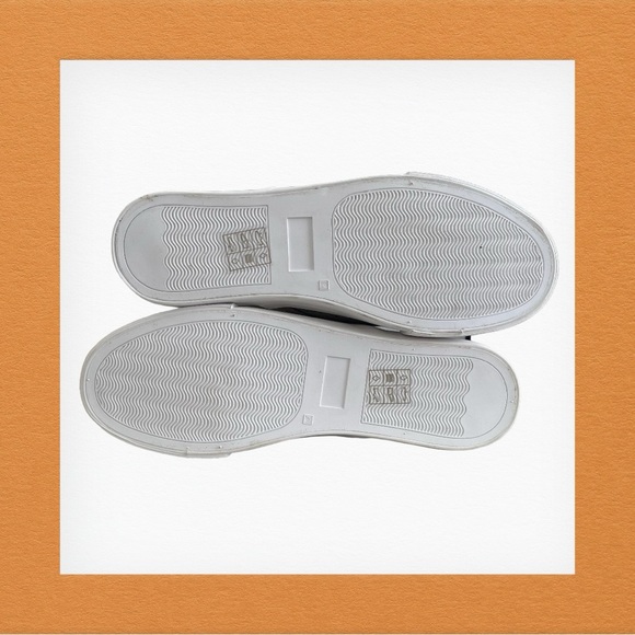 Jenn Ardor Women’s Slip On Sneakers - Size 10 - Picture 2 of 6